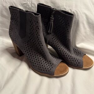TOMS Women's Ankle Boots